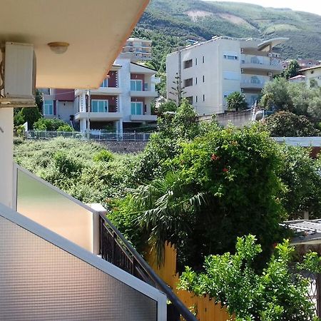 Vila Kristal Vlora Exterior photo